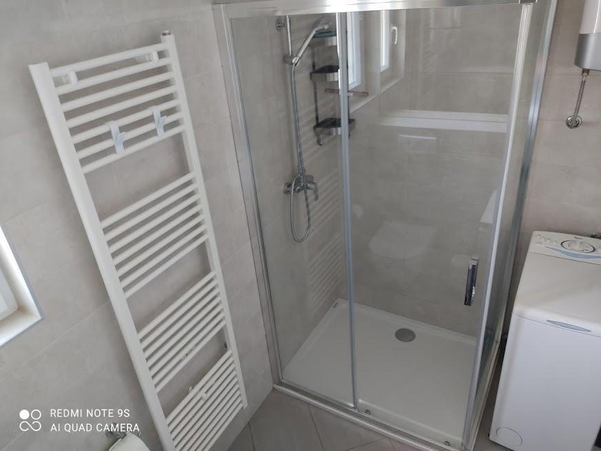 Amazing Seaview Apartment With A Balcony Near The Beach - Kneza Trpimira I 자다르 외부 사진