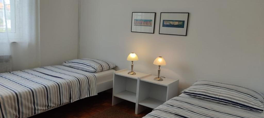 Amazing Seaview Apartment With A Balcony Near The Beach - Kneza Trpimira I 자다르 외부 사진